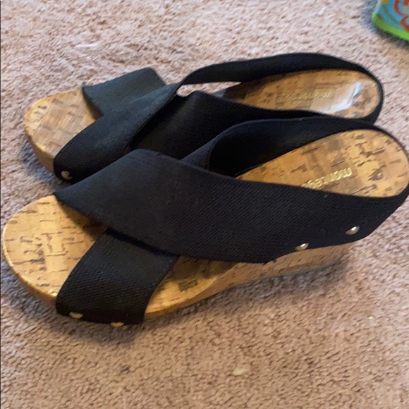 Heel sandals - Picture 2 of 4